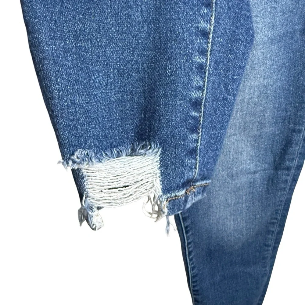 Vervet | High Rise Skinny Stretch Jeans with Distressed Hem | Sz 30